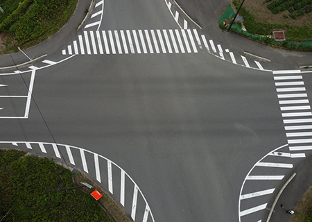 施工前：道路橋りょう維持（維補）工事（防護柵）