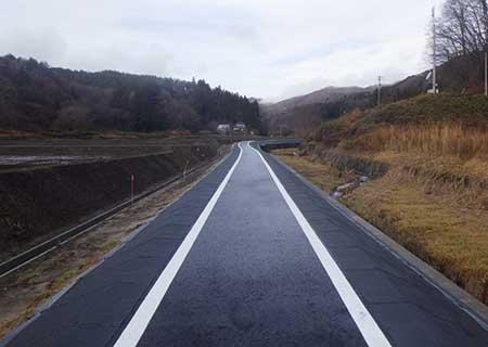 施工後：河川海岸改良（改良）工事（堤防補強）