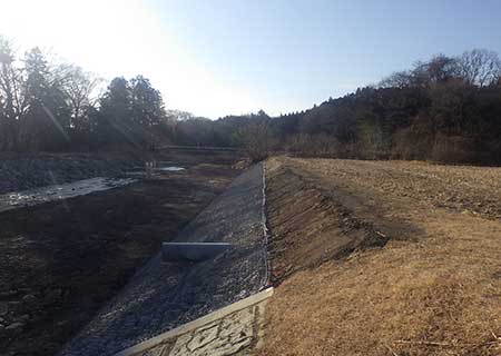 施工後：河川海岸維持管理工事（河道掘削）