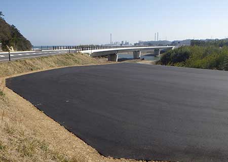 施工後：道路橋りょう整備（再復）工事（改良舗装）